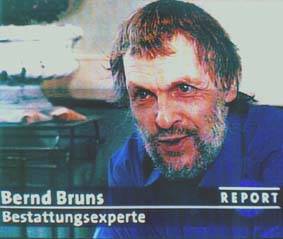 Bernd Bruns, Redakteur postmortal.de, Düsseldorf